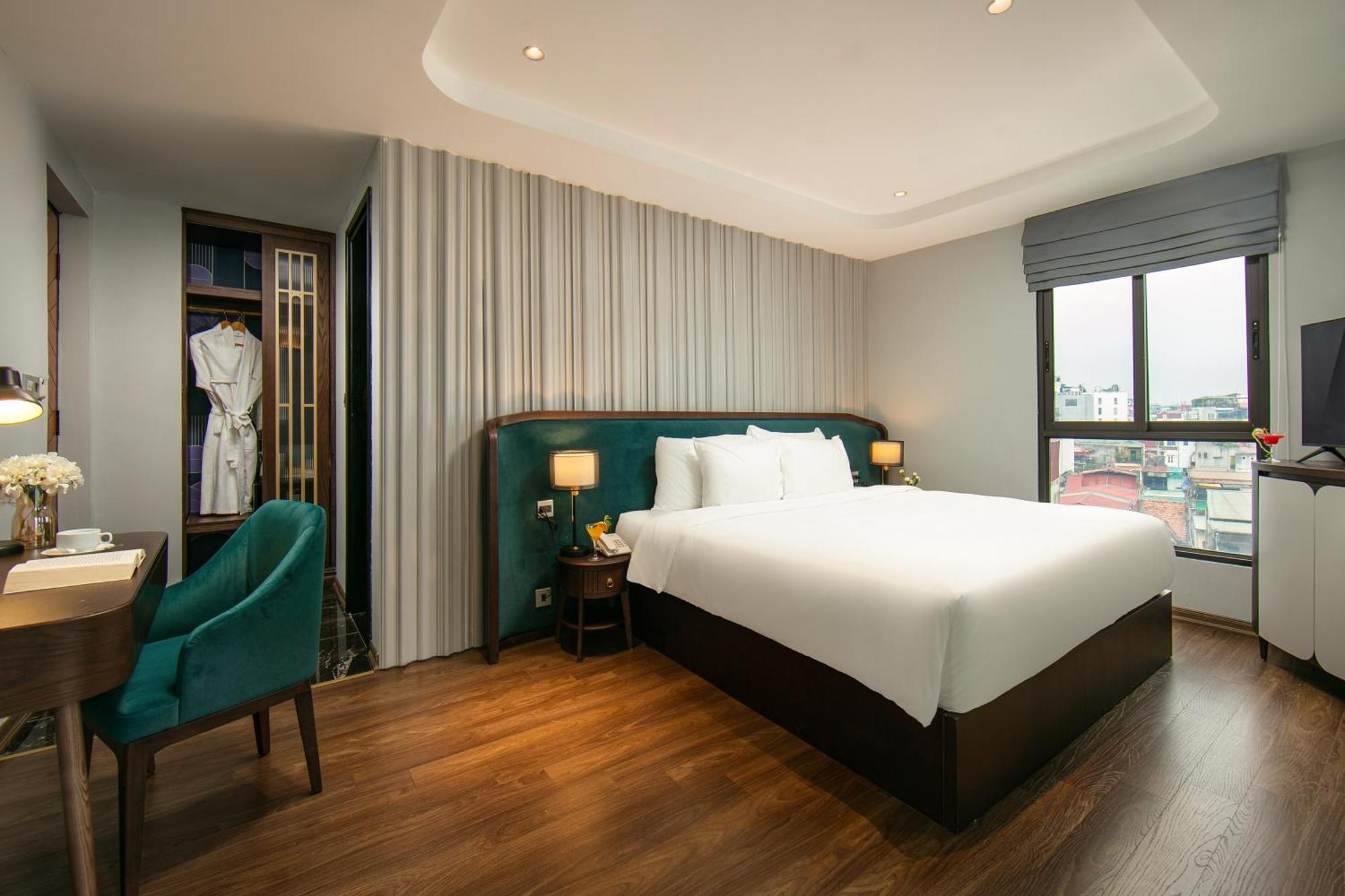 May De Ville Lakeside Hotel Hanoi Exterior foto Deluxe Room